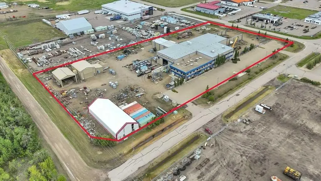 22 Mckenzie Drive Rural Red Deer County AB T4S 2H4