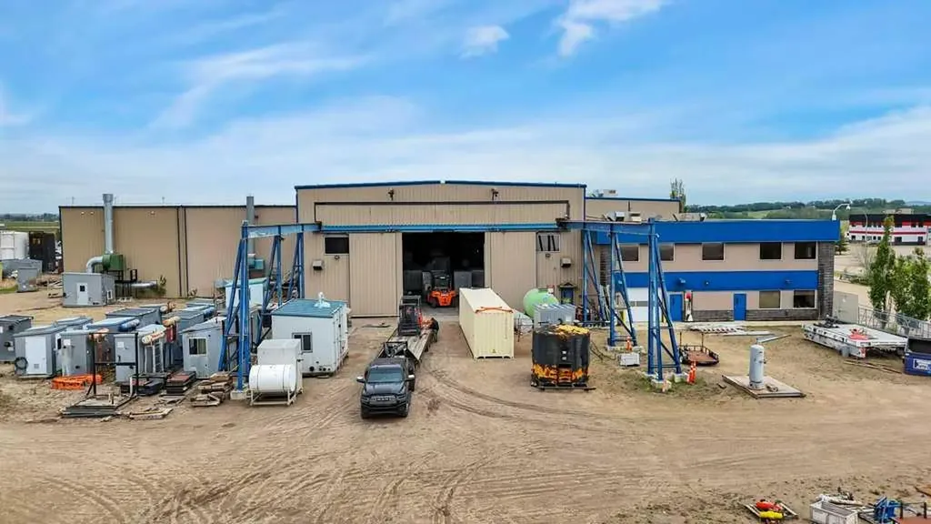 22 Mckenzie Drive Rural Red Deer County AB T4S 2H4