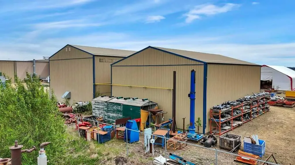22 Mckenzie Drive Rural Red Deer County AB T4S 2H4