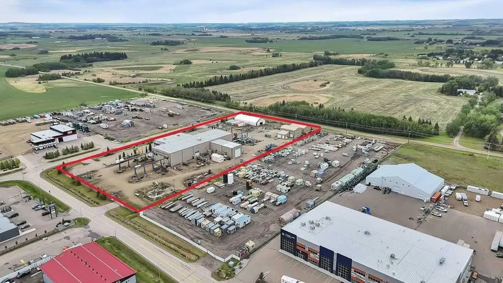22 Mckenzie Drive Rural Red Deer County AB T4S 2H4