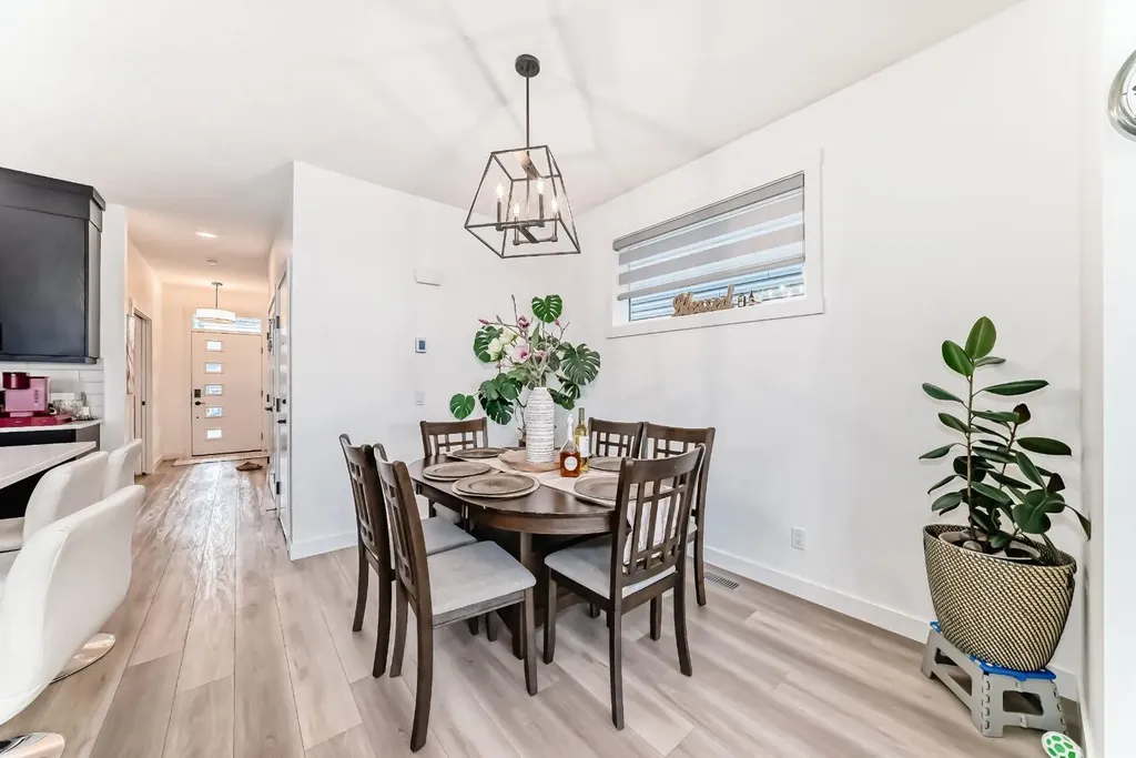 132 Setonstone Gardens SE Calgary AB T3M3V6