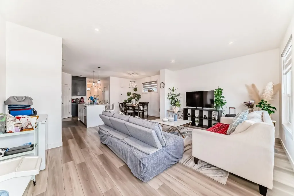 132 Setonstone Gardens SE Calgary AB T3M3V6