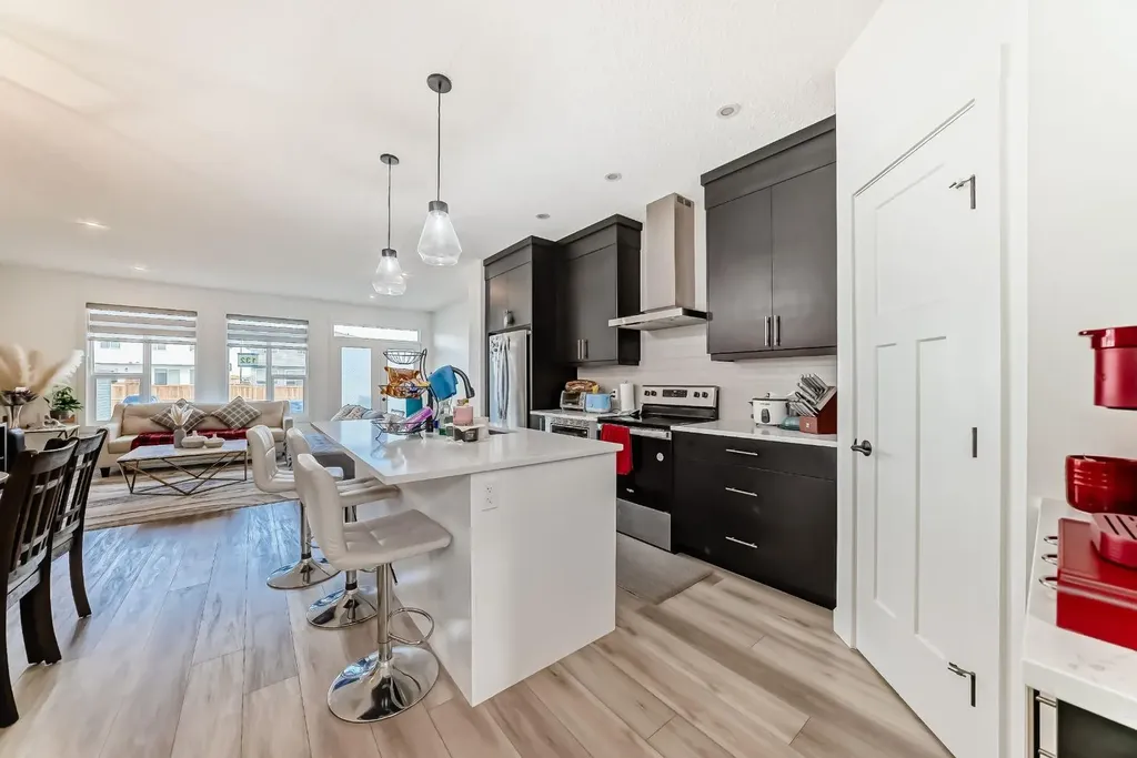 132 Setonstone Gardens SE Calgary AB T3M3V6