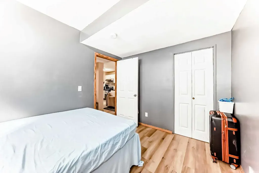 30 Covehaven View NE Calgary AB T3R 1S6
