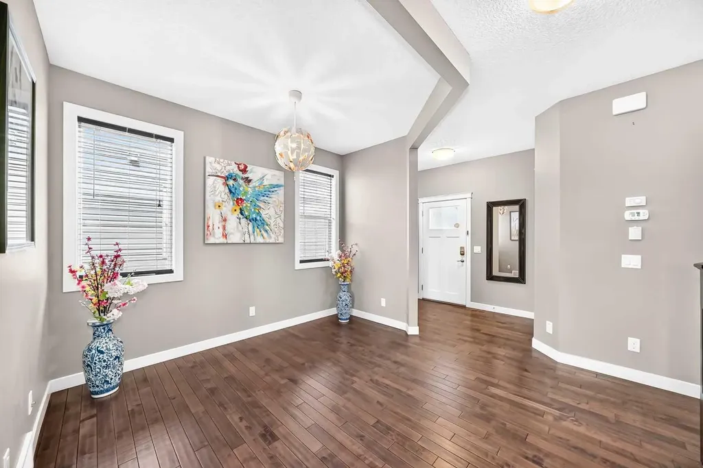 84 Evansview Manor NW Calgary AB T3P 0J7