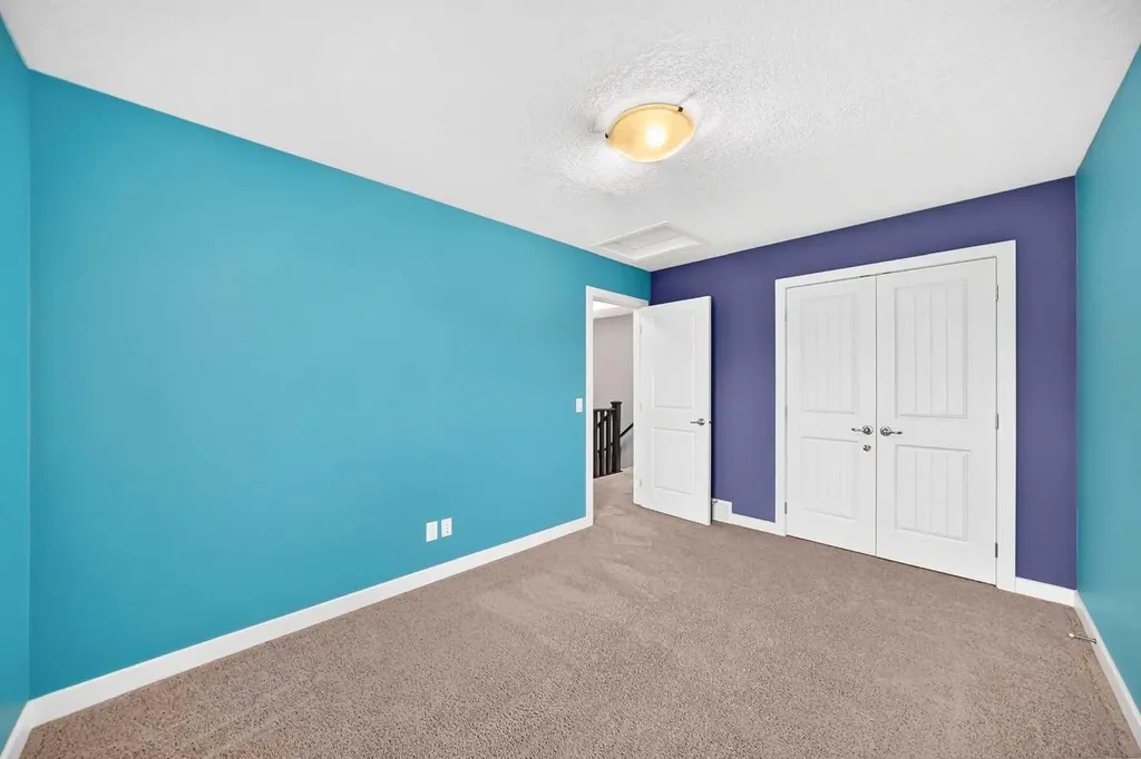 84 Evansview Manor NW Calgary AB T3P 0J7