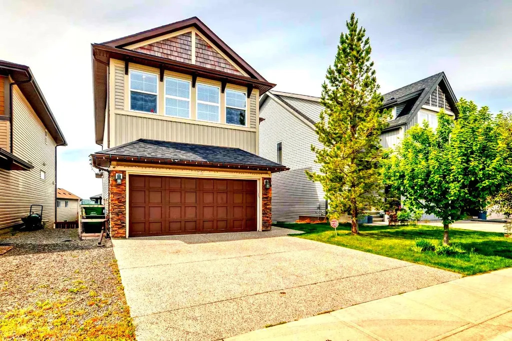 84 Evansview Manor NW Calgary AB T3P 0J7