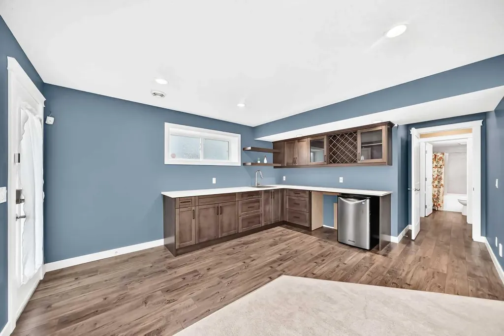 84 Evansview Manor NW Calgary AB T3P 0J7