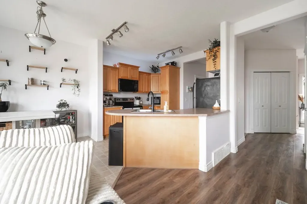411 Williams Drive Fort Mcmurray AB T9H 5R8