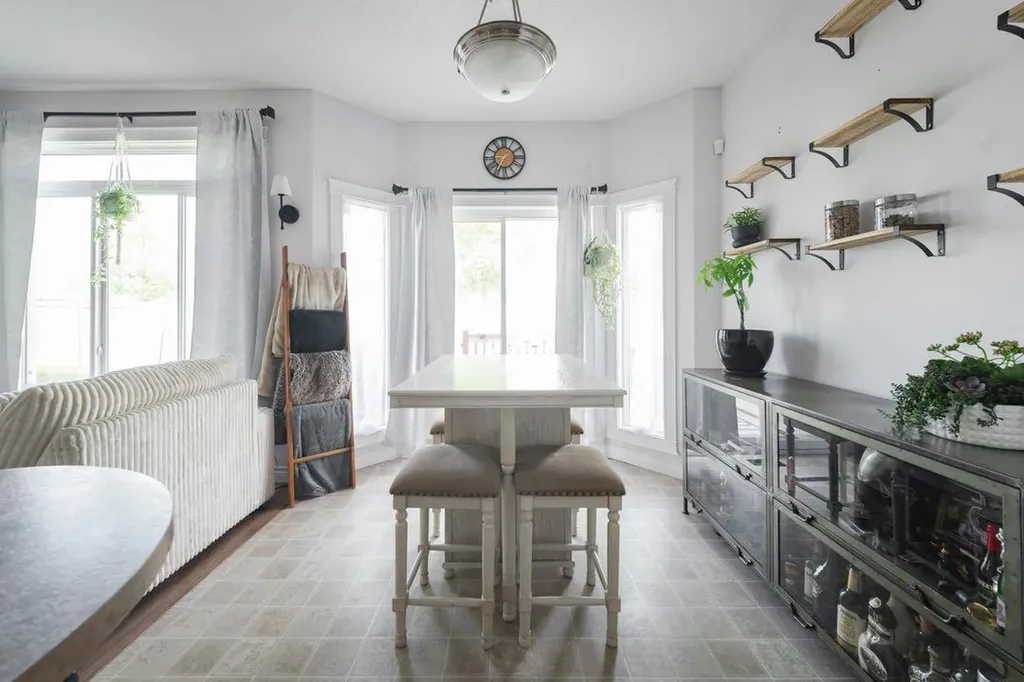411 Williams Drive Fort Mcmurray AB T9H 5R8
