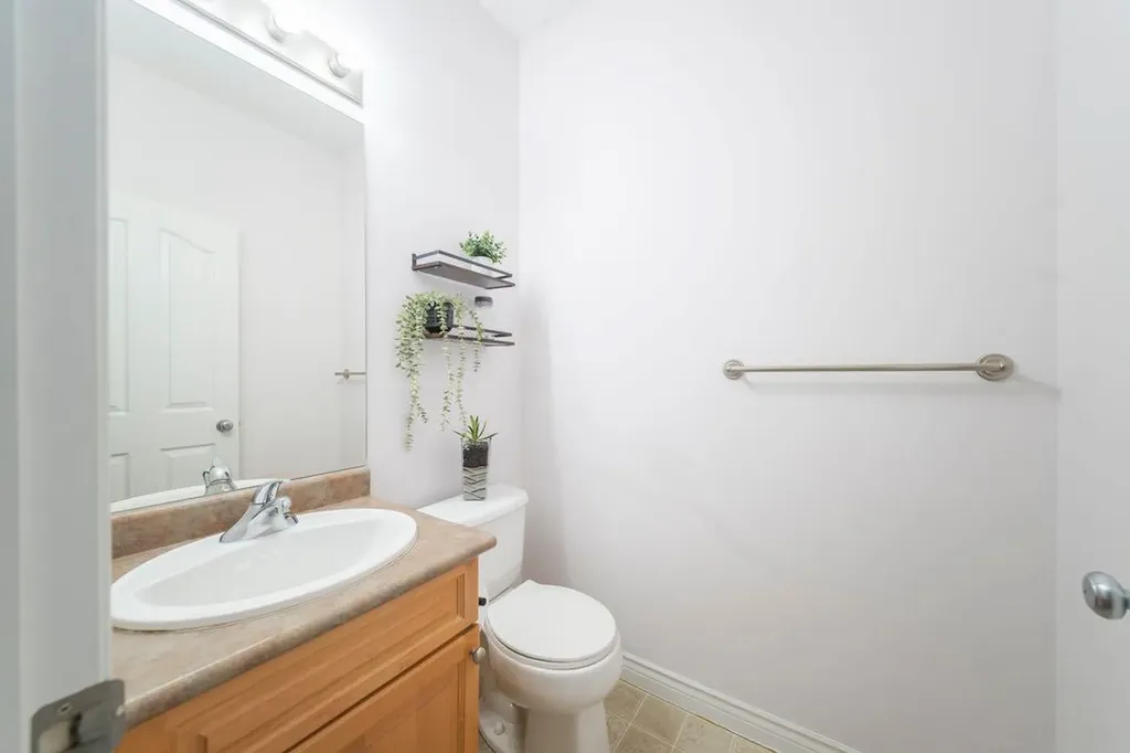411 Williams Drive Fort Mcmurray AB T9H 5R8