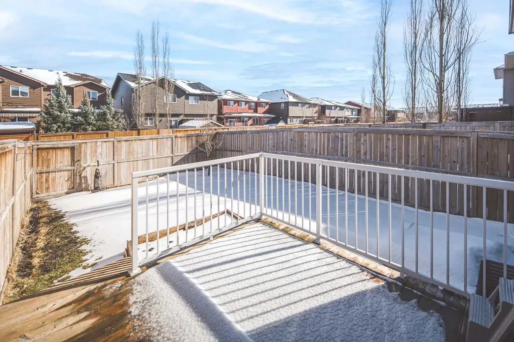 88 Legacy Mews SE Calgary AB T2X 0Y5