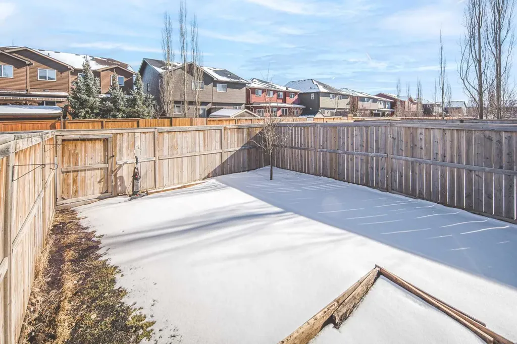 88 Legacy Mews SE Calgary AB T2X 0Y5