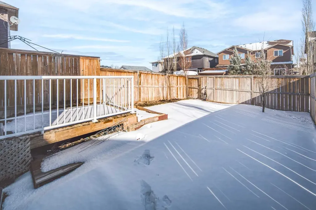 88 Legacy Mews SE Calgary AB T2X 0Y5