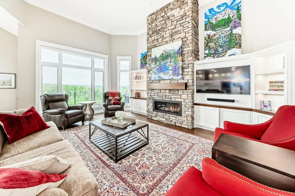 148 Scenic Ridge Crescent NW Calgary AB T3L 1V3