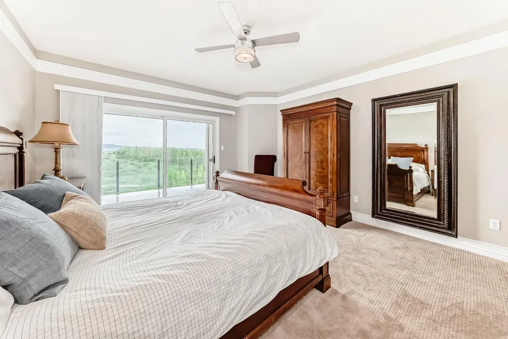 148 Scenic Ridge Crescent NW Calgary AB T3L 1V3