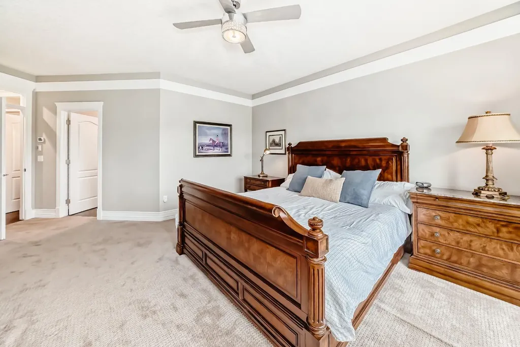 148 Scenic Ridge Crescent NW Calgary AB T3L 1V3