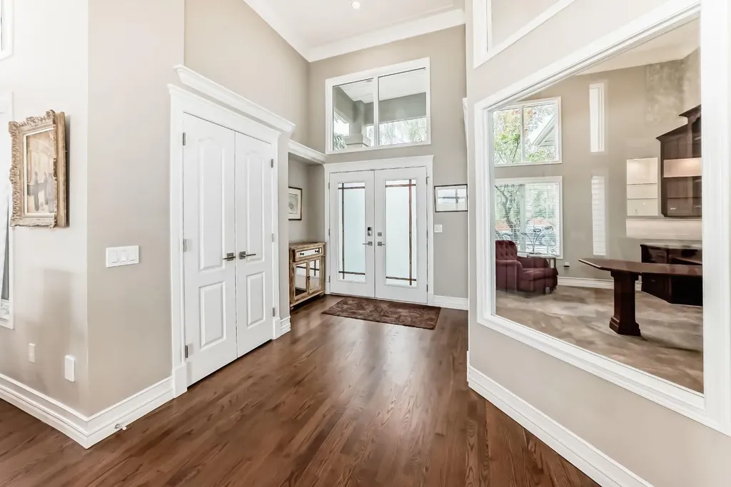 148 Scenic Ridge Crescent NW Calgary AB T3L 1V3