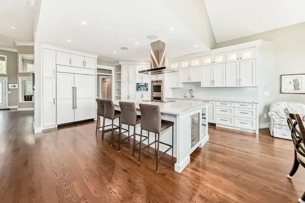 148 Scenic Ridge Crescent NW Calgary AB T3L 1V3