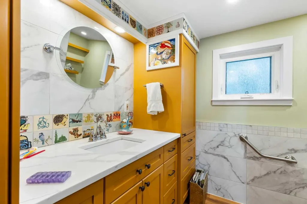 508 10 Avenue NE Calgary AB T2E 0X6