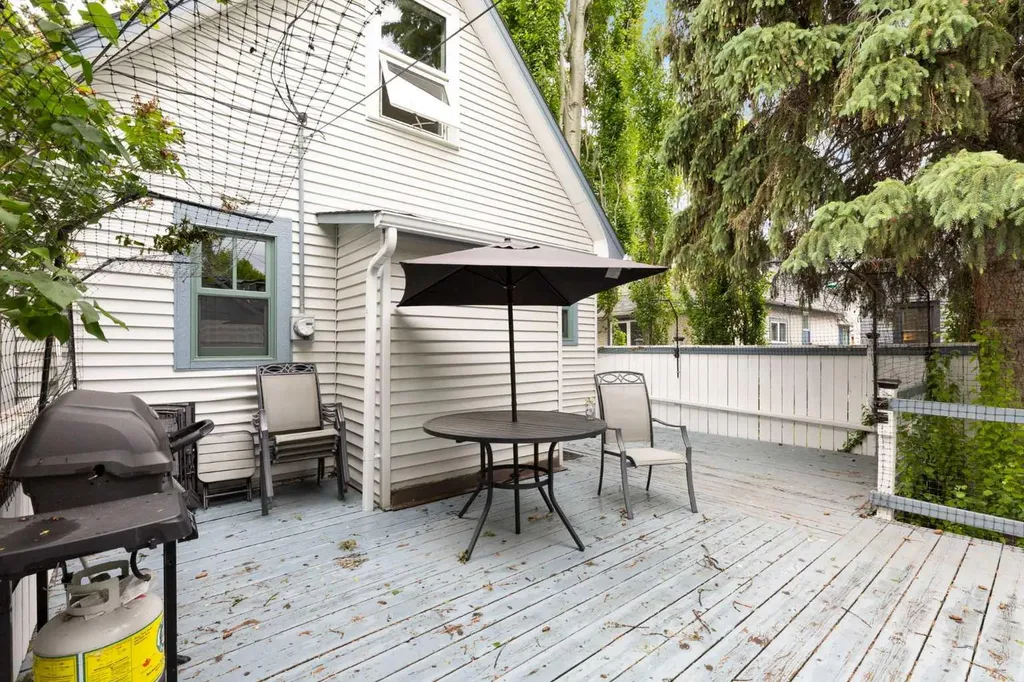 508 10 Avenue NE Calgary AB T2E 0X6