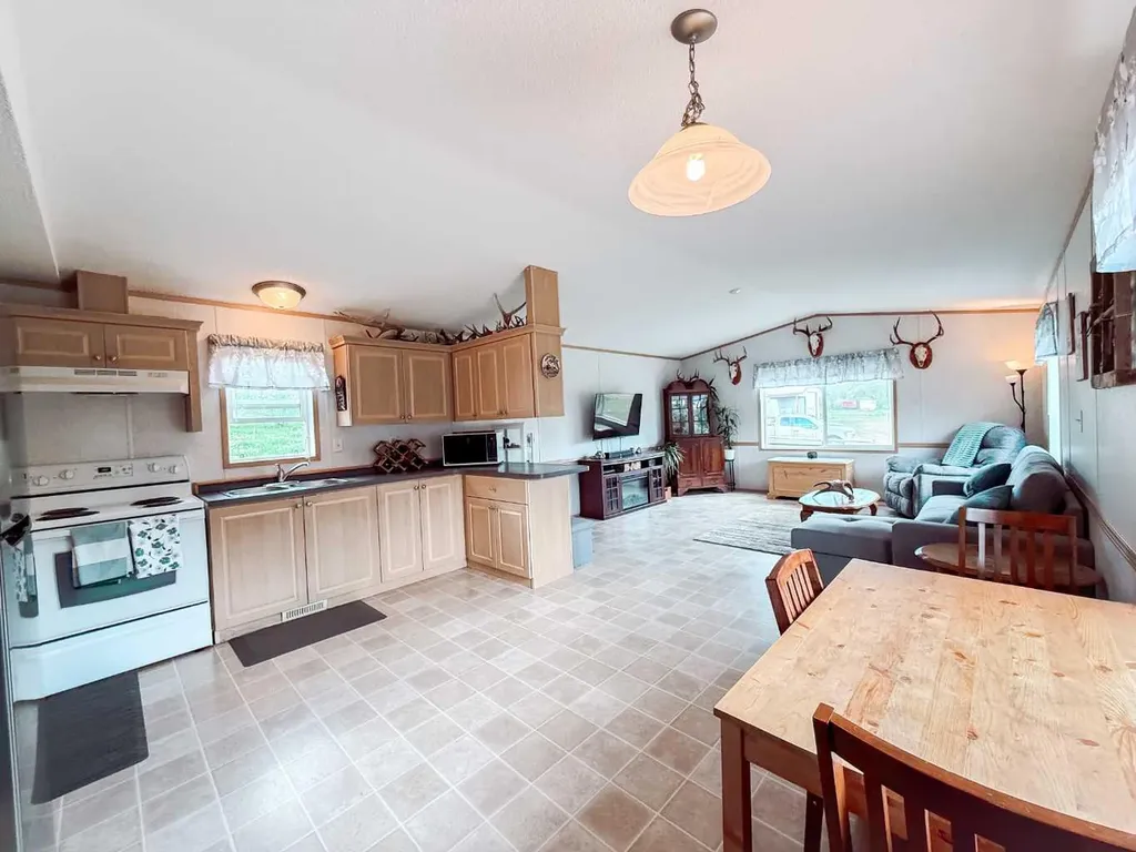 10504 794 Township Rural Saddle Hills County AB T0H 3G0