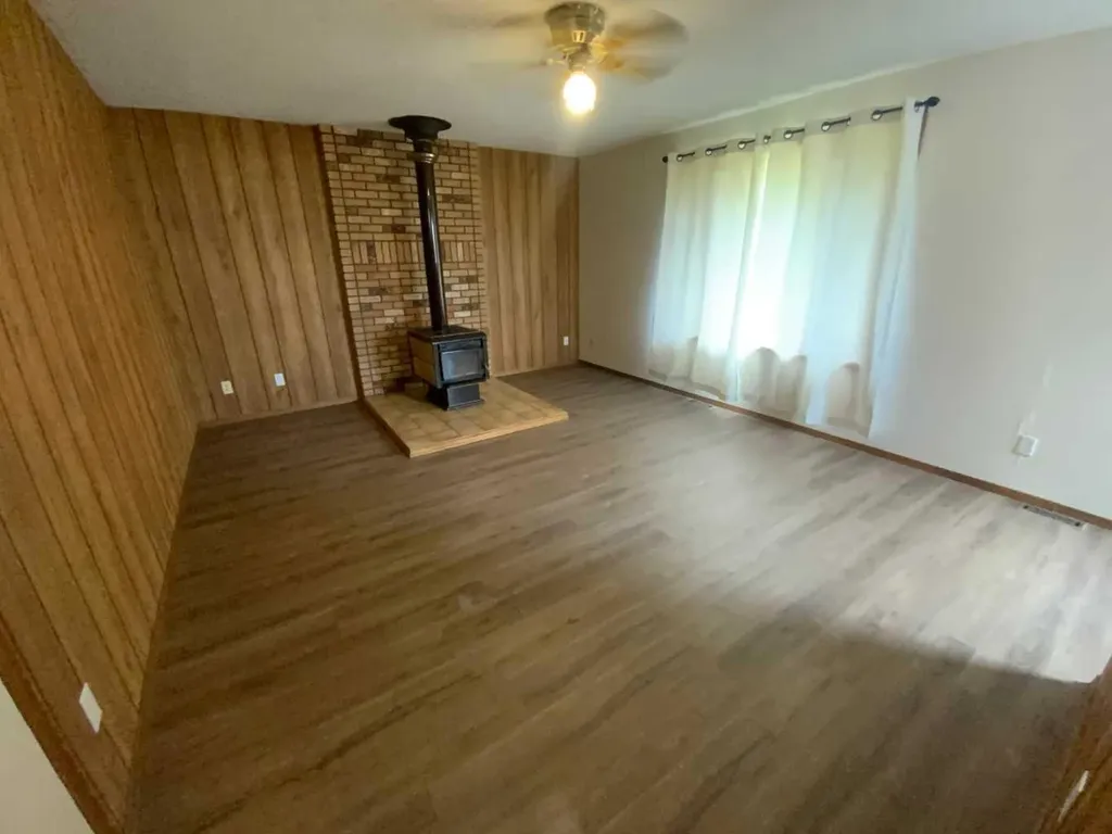 138 Trochu Avenue Trochu AB T0M 2C0