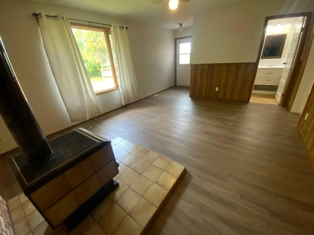 138 Trochu Avenue Trochu AB T0M 2C0