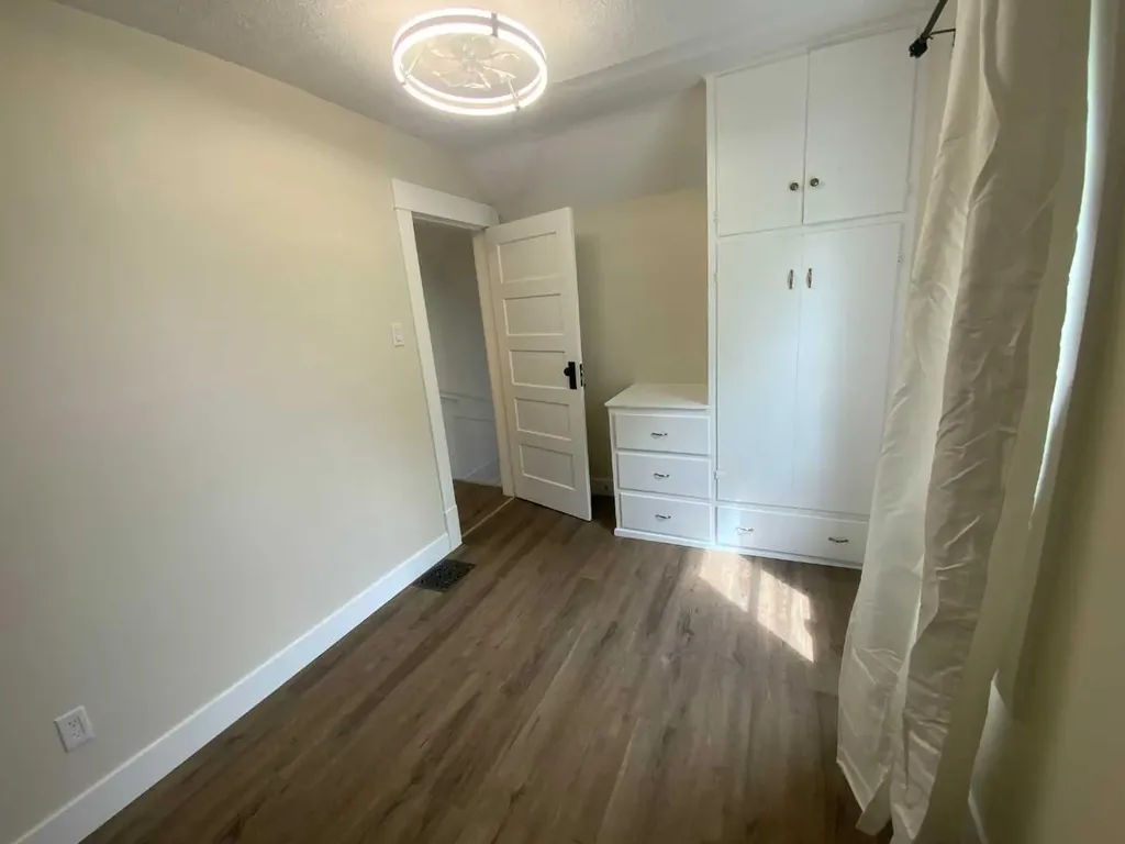 138 Trochu Avenue Trochu AB T0M 2C0