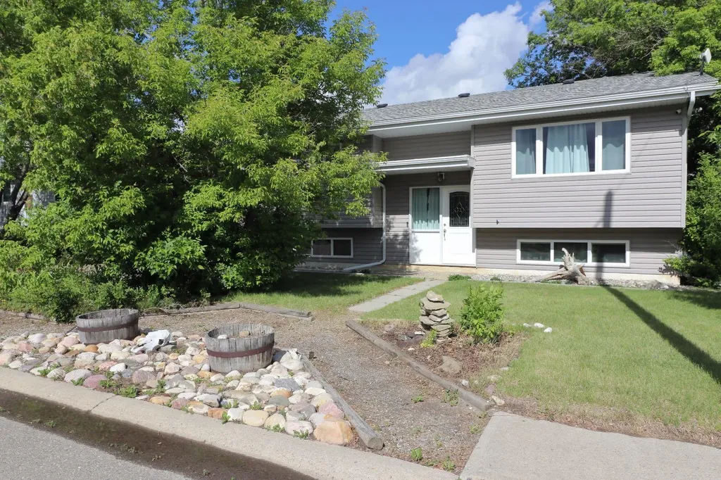 121 Park Crescent Stavely AB T0L 1Z0