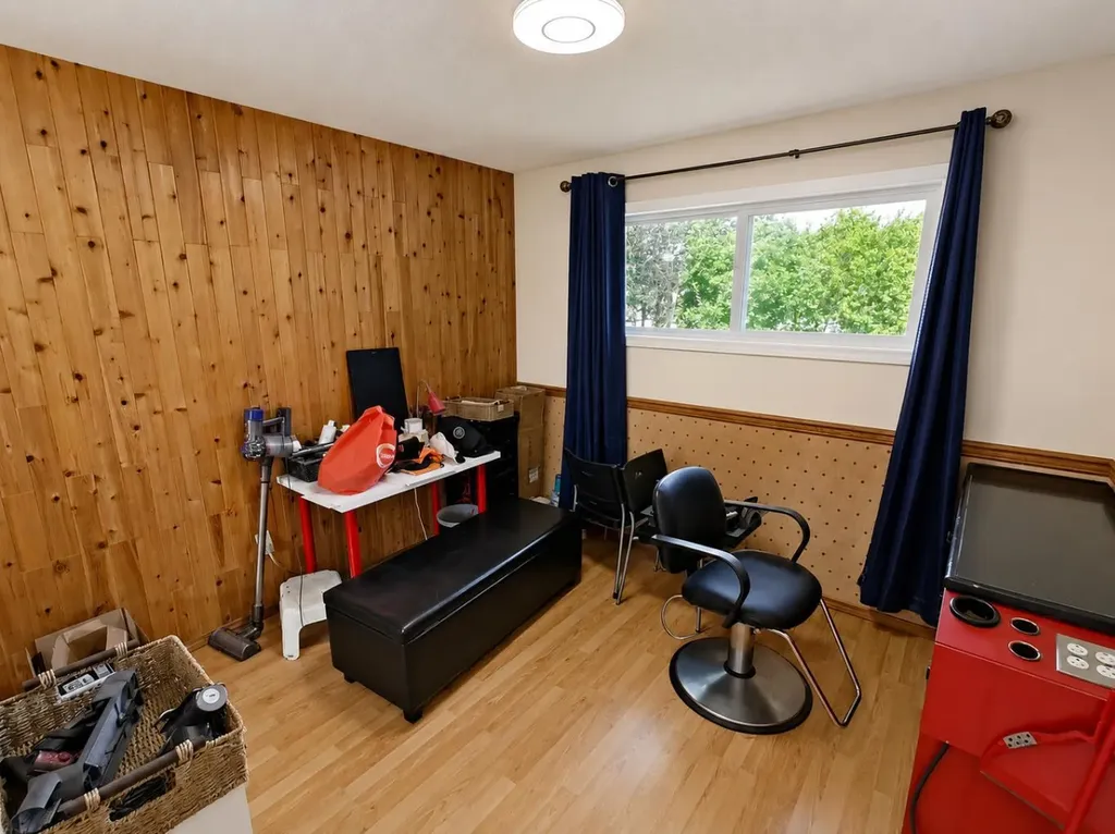 121 Park Crescent Stavely AB T0L 1Z0