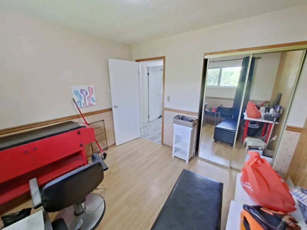 121 Park Crescent Stavely AB T0L 1Z0