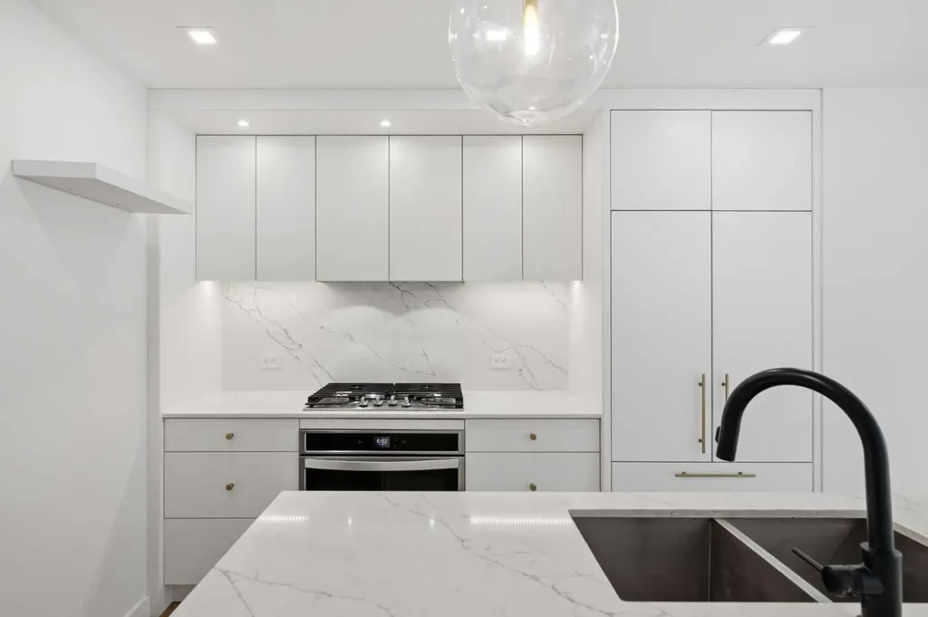 8445 Broadcast Avenue SW Calgary AB T3H 6B6