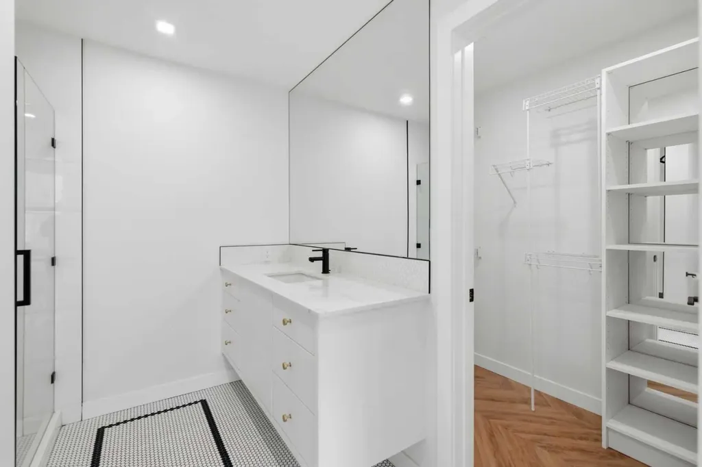 8445 Broadcast Avenue SW Calgary AB T3H 6B6