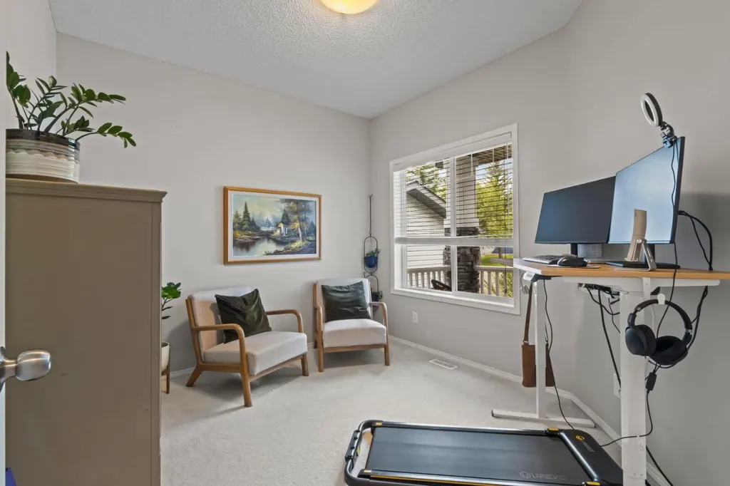 21 Chapalina Park Crescent SE Calgary AB T2X 3S1