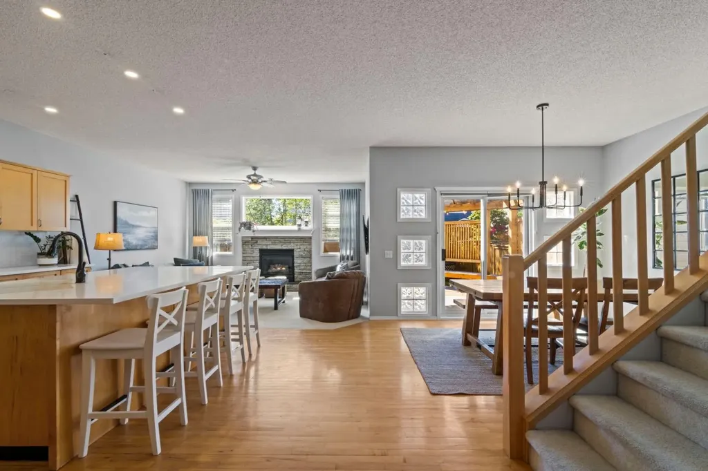 21 Chapalina Park Crescent SE Calgary AB T2X 3S1