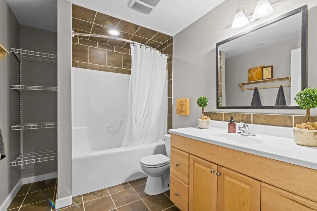 21 Chapalina Park Crescent SE Calgary AB T2X 3S1
