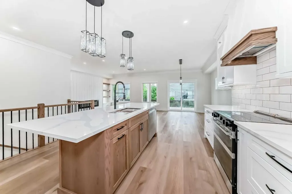 31 Williams Avenue Olds AB T4H 0B6