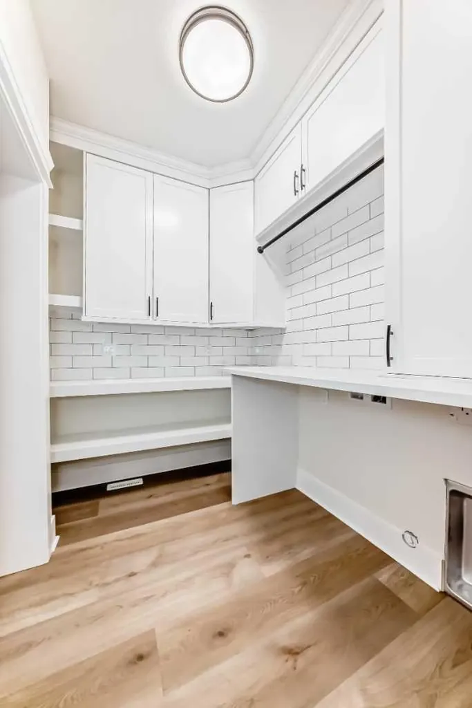 31 Williams Avenue Olds AB T4H 0B6