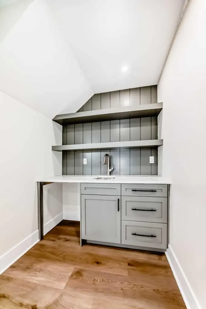31 Williams Avenue Olds AB T4H 0B6