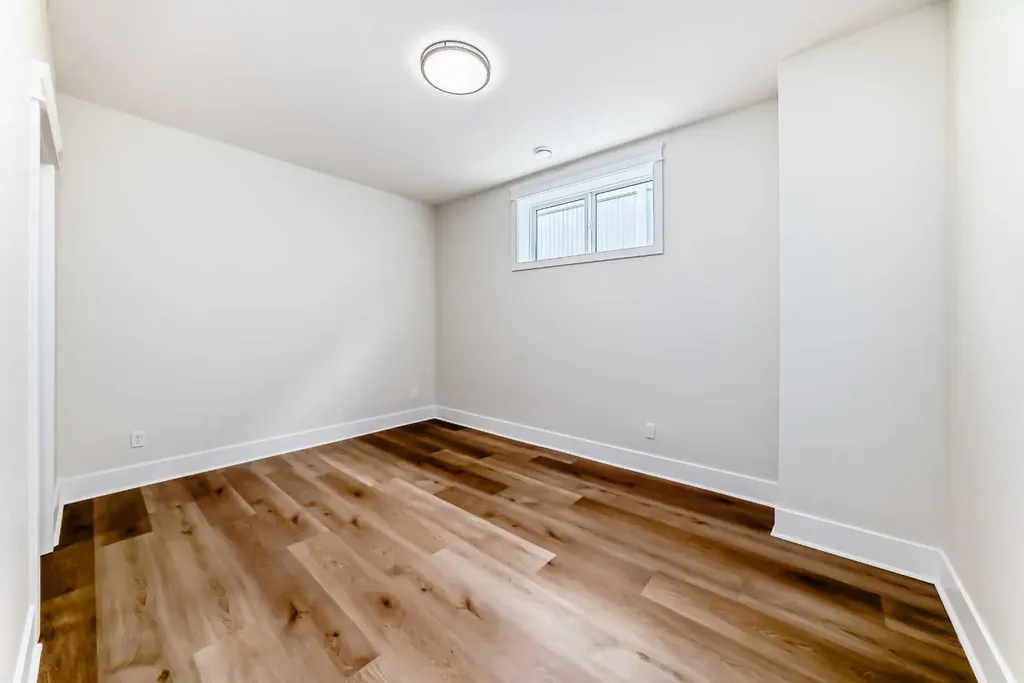 31 Williams Avenue Olds AB T4H 0B6