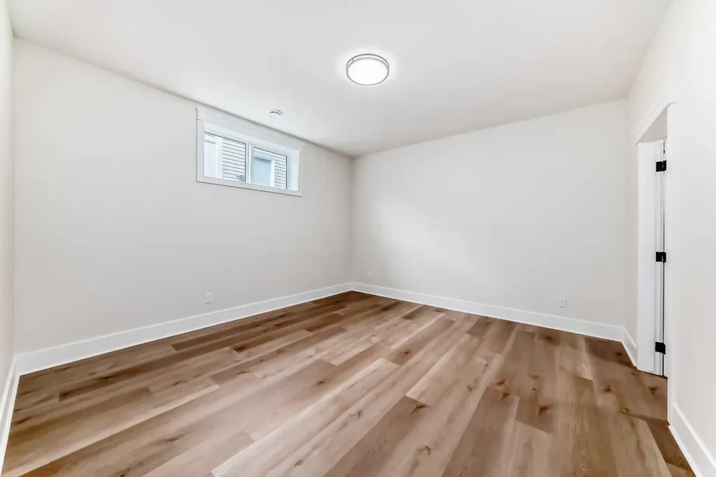 31 Williams Avenue Olds AB T4H 0B6