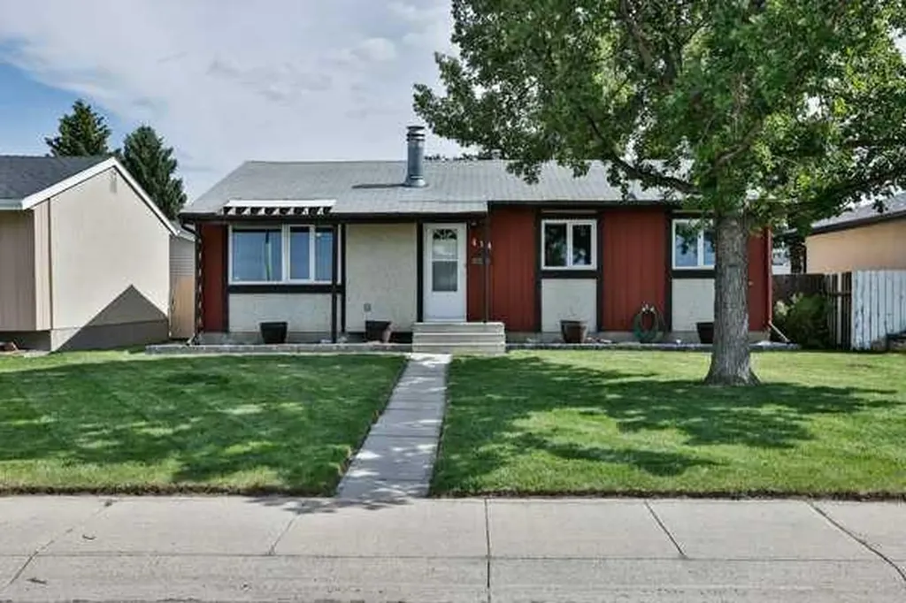 414 12 Avenue N Lethbridge AB T1H 1P3