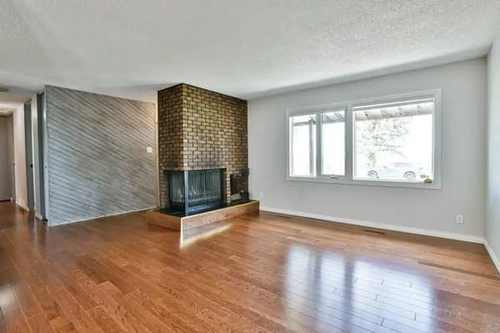 414 12 Avenue N Lethbridge AB T1H 1P3