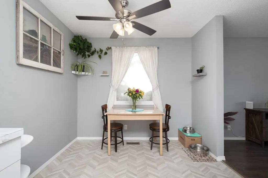 57 Honeysuckle Road N Lethbridge AB T1H 4J7