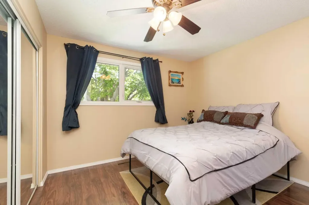 57 Honeysuckle Road N Lethbridge AB T1H 4J7