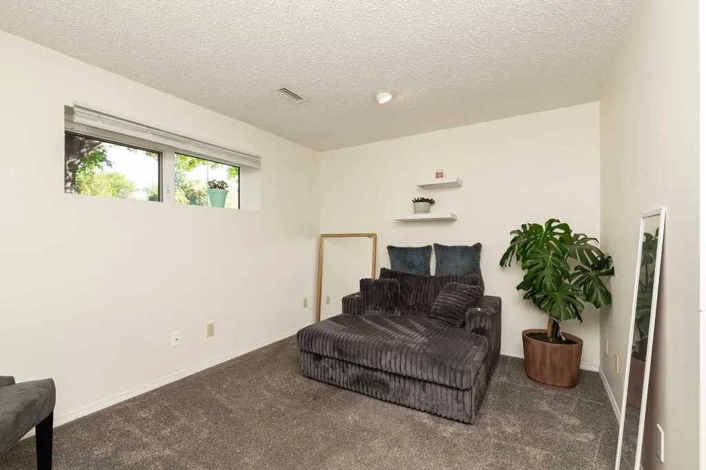 57 Honeysuckle Road N Lethbridge AB T1H 4J7