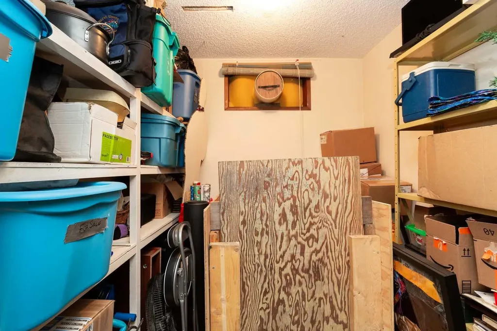 57 Honeysuckle Road N Lethbridge AB T1H 4J7