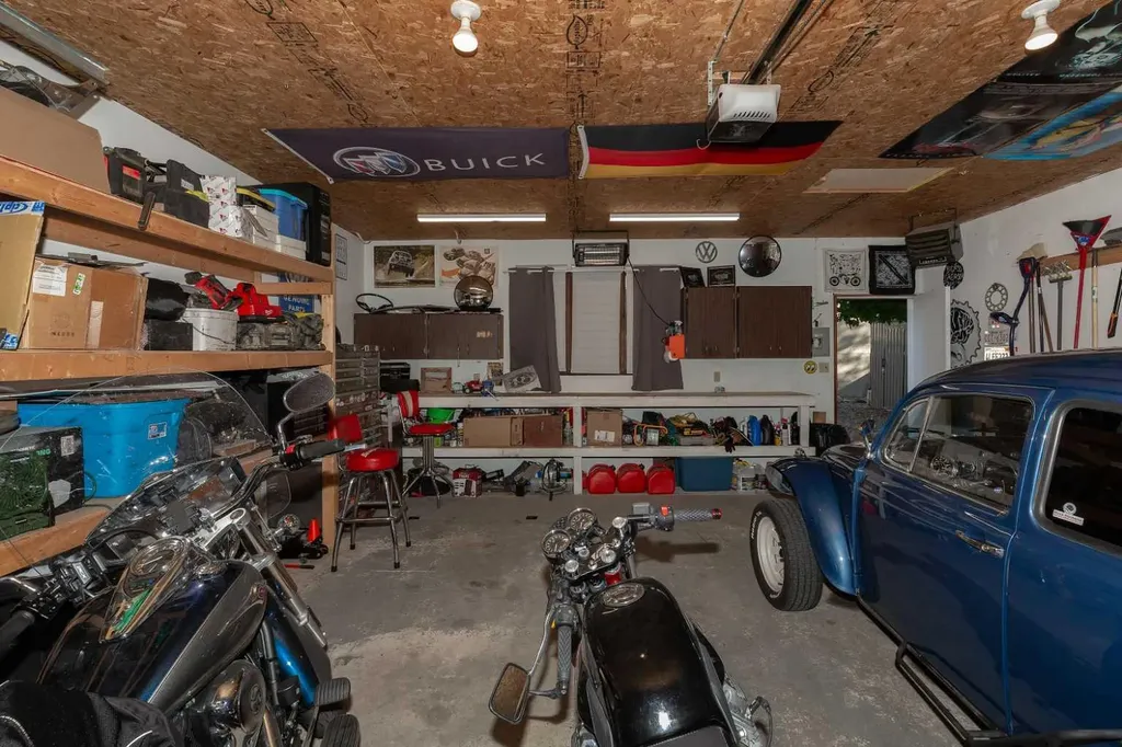 57 Honeysuckle Road N Lethbridge AB T1H 4J7