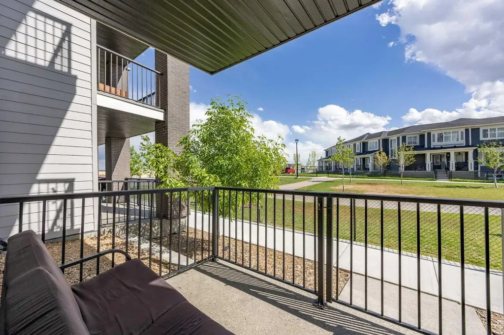 395 Skyview Parkway NE Calgary AB T3N 1Z4